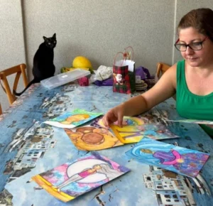 Thaís Suizo painting